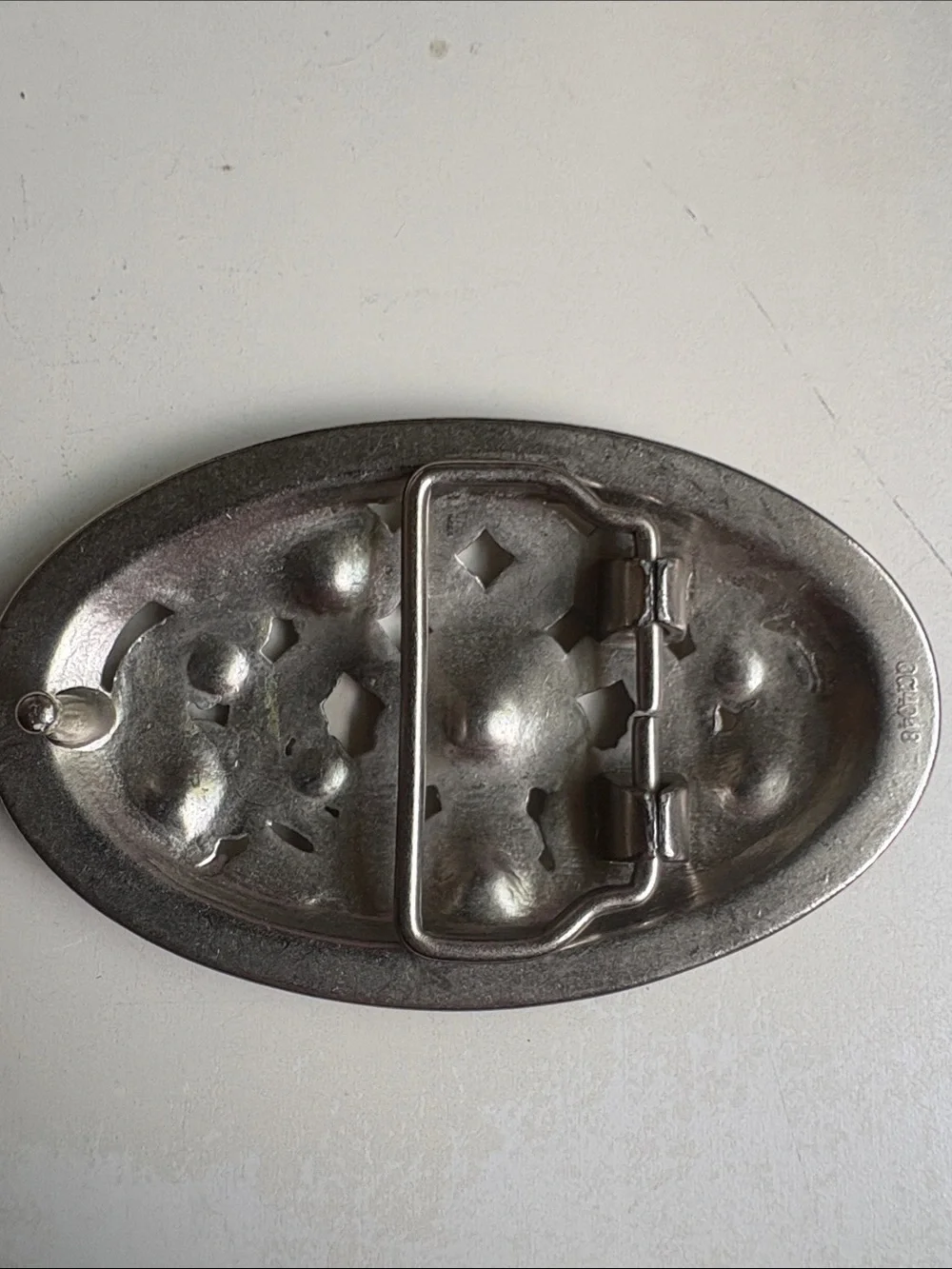 N/A ornate oval